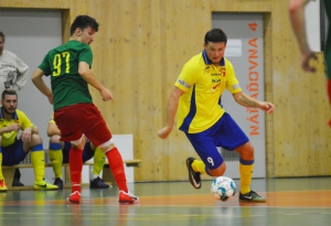 V semifinále je Top Dogs a Medvědi Malé Hoštice!